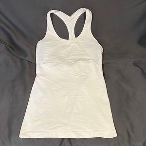 EUC lululemon racer back tank, align material
